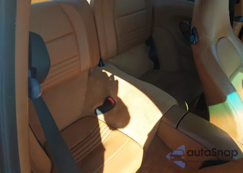 2001 Porsche 911 Carrera 2/Carrera 4 z USA, uszkodzony, nr VIN WP0AA29981S620342